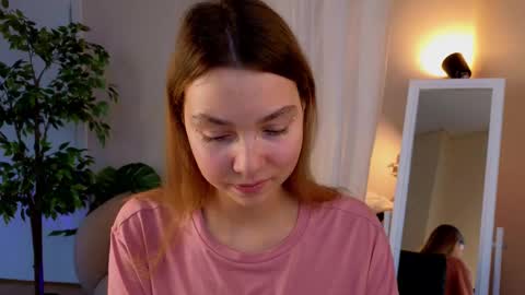Snapshot of kim__possible_ chatting on September 2025 06:58:02 AM Kim online show from September 2025 06:58:02 AM