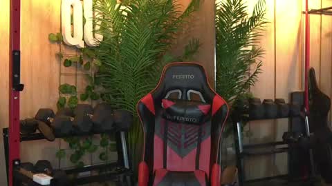 Kim online show from September 2025 01:02:01 PM