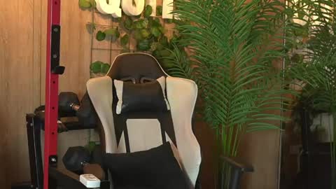 Kim online show from May 2026 12:54:02 PM