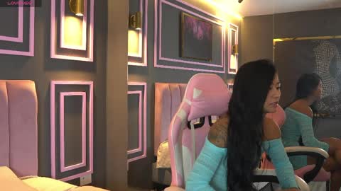 Kim online show from May 2026 01:05:01 PM