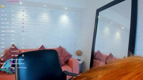 Kim online show from October 2025 10:45:01 AM