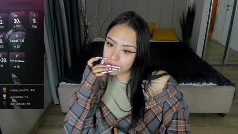 Kim online show from January 2025 06:17:01 AM