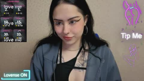 Snapshot of kim_brownie chatting on March 2026 07:46:02 PM Kim online show from March 2026 07:46:02 PM