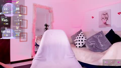 Kim  online show from January 2025 08:18:02 AM