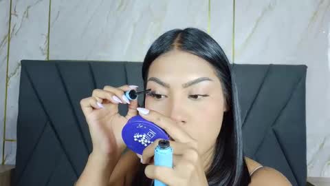 Snapshot of kim_johnsson chatting on November 2025 09:26:02 PM kim online show from November 2025 09:26:02 PM