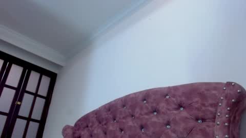 Snapshot of kim_lennon chatting on February 2025 12:16:01 PM K I M online show from February 2025 12:16:01 PM