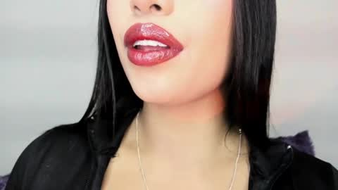 kim_mouth17 online show from April 2026 11:40:02 PM