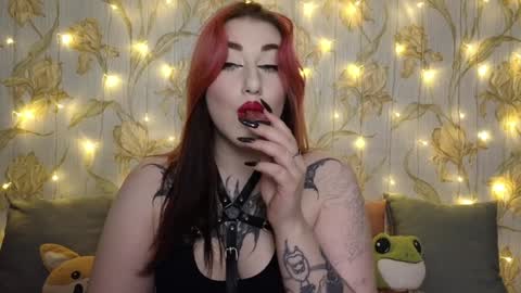 Snapshot of kim_possible1 chatting on December 2024 05:18:02 PM Hi Im Kimberly but u can call me Kim. Turn on ur sound i love to talk and moan online show from December 2024 05:18:02 PM