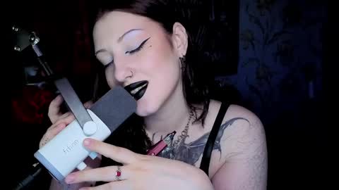 Hi Im Kimberly but u can call me Kim. Turn on ur sound i love to talk and moan online show from May 2026 03:58:02 AM