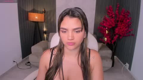Kim online show from May 2026 07:21:01 PM