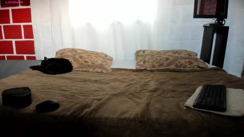 Snapshot of kimandyuk chatting on November 2025 10:21:02 PM Kim Yuk online show from November 2025 10:21:02 PM