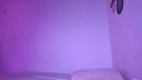 kim online show from September 2025 03:56:01 PM