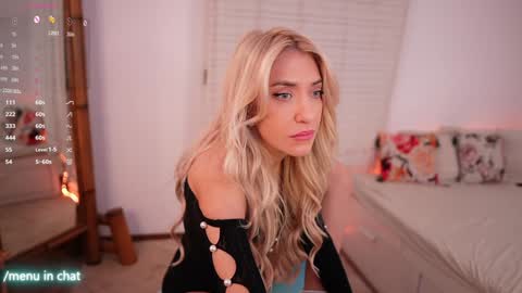 Kim online show from October 2025 11:02:01 PM