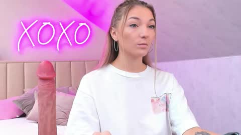 kimberlly_smith online show from October 2025 01:47:02 AM