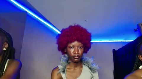 Snapshot of kimberly_chloe chatting on January 2026 04:21:02 PM Kimberly online show from January 2026 04:21:02 PM