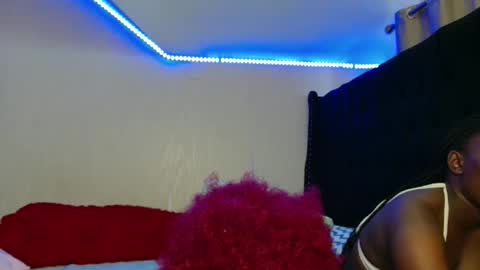 Snapshot of kimberly_chloe chatting on January 2026 04:26:02 AM Kimberly online show from January 2026 04:26:02 AM