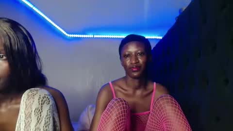 Snapshot of kimberly_chloe chatting on April 2026 03:50:02 PM Kimberly online show from April 2026 03:50:02 PM