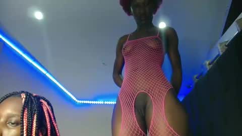 Snapshot of kimberly_chloe chatting on April 2026 09:15:01 PM Kimberly online show from April 2026 09:15:01 PM