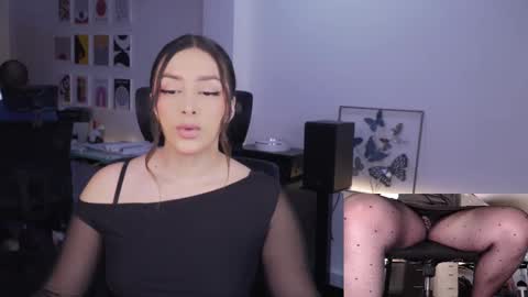 Snapshot of kimberly_clars chatting on December 2025 07:09:01 PM Kimberly 1200-1900 GMT-5 online show from December 2025 07:09:01 PM