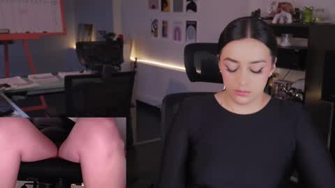 Snapshot of kimberly_clars chatting on January 2026 08:01:01 PM Kimberly 1200-1900 GMT-5 online show from January 2026 08:01:01 PM