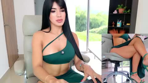Snapshot of kimberly_hot2 chatting on May 2026 02:22:01 PM Melissa online show from May 2026 02:22:01 PM