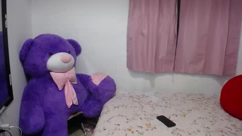 Kim online show from September 2025 11:32:02 AM