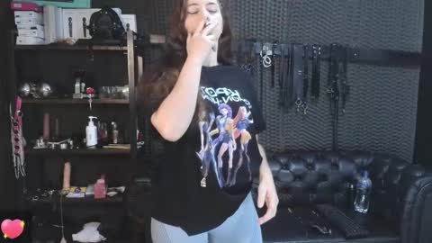  KIMBERLY SWAN  online show from March 2026 12:02:01 AM