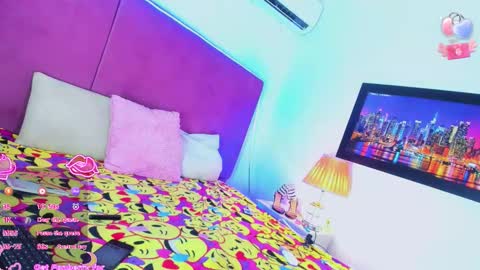 Your Queen KIM online show from November 2025 02:56:01 AM