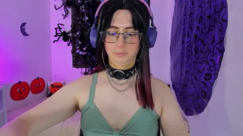 Snapshot of kimberly_thonson chatting on October 2025 03:45:02 PM kimberly_thonson online show from October 2025 03:45:02 PM