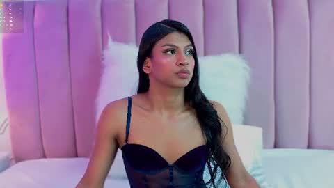 Kimberlyn online show from June 2026 08:25:02 PM