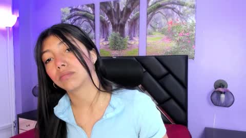 Kimberly Villalobos online show from October 2025 12:22:02 PM