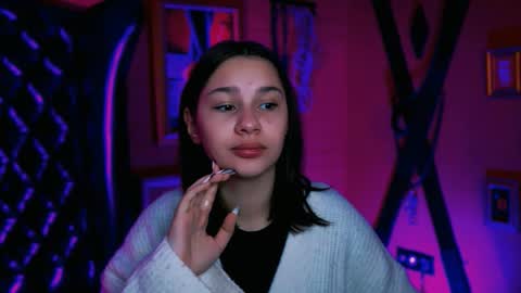 kimclarks online show from October 2025 10:04:01 AM