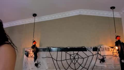 Kim cossey online show from October 2025 02:55:01 AM