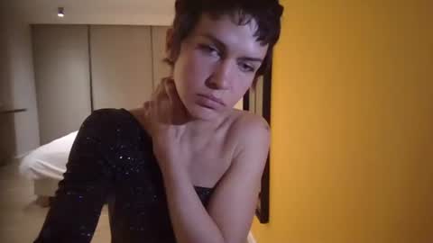 Kim  online show from January 2026 06:35:02 PM