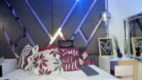 Kimy online show from April 2026 01:31:02 PM