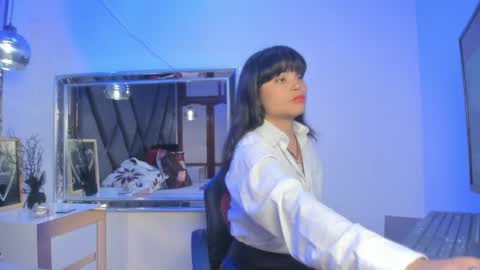 Kimy online show from April 2026 02:22:02 PM