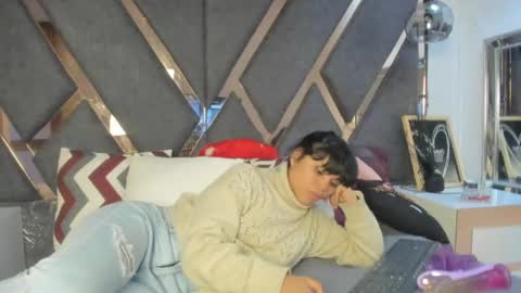 Kimy online show from May 2026 04:34:01 PM