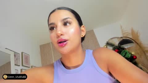 Snapshot of kimm_khalifa chatting on January 2025 12:35:02 AM Kim online show from January 2025 12:35:02 AM