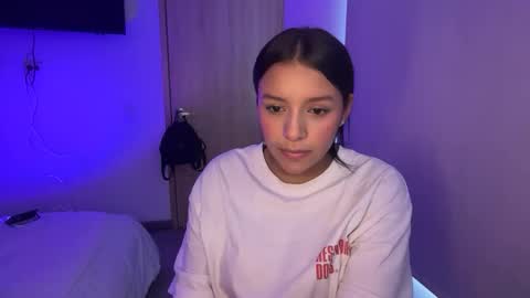 kimmi online show from April 2026 09:50:01 PM