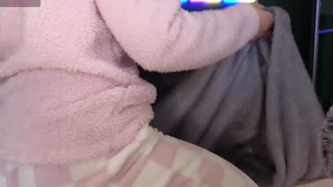 Kimmie online show from December 2024 06:38:02 PM