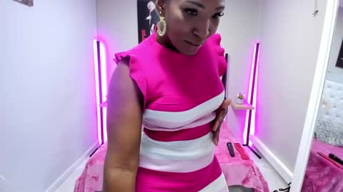 Snapshot of kimmturner chatting on January 2025 08:10:02 PM Kim online show from January 2025 08:10:02 PM