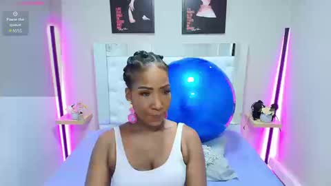 Snapshot of kimmturner chatting on September 2025 01:01:01 PM Kim online show from September 2025 01:01:01 PM