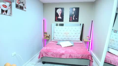 Kim online show from May 2026 01:07:01 PM