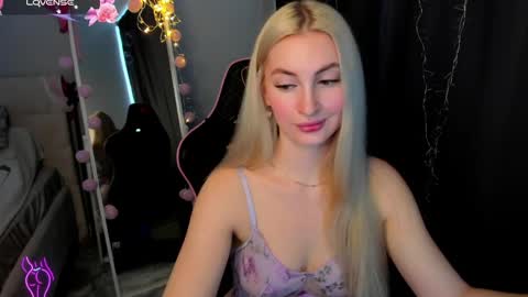 kimmy1_powell online show from March 2026 04:23:01 AM