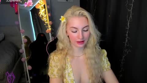 Snapshot of kimmy1_powell chatting on April 2026 02:53:02 AM kimmy1_powell online show from April 2026 02:53:02 AM