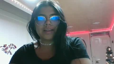 Snapshot of kimmy_kimmy_ chatting on December 2024 10:58:02 PM Kimmy online show from December 2024 10:58:02 PM