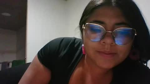 Snapshot of kimmy_kimmy_ chatting on January 2025 11:50:02 PM Kimmy online show from January 2025 11:50:02 PM