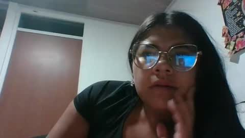 Snapshot of kimmy_kimmy_ chatting on February 2025 12:20:01 AM Kimmy online show from February 2025 12:20:01 AM