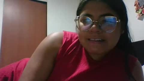 Snapshot of kimmy_kimmy_ chatting on March 2025 11:04:01 PM Kimmy online show from March 2025 11:04:01 PM