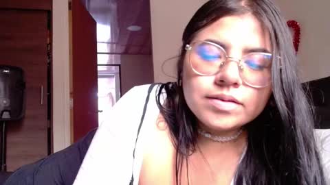 Snapshot of kimmy_kimmy_ chatting on March 2025 03:59:02 PM Kimmy online show from March 2025 03:59:02 PM
